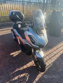 Honda ADV 350