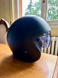 Casco jet