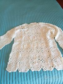 Casacca in viscosa all'uncinetto sconto fine anno