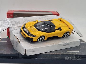 FERRARI F80 colore Giallo - Burago - Scala 1/43