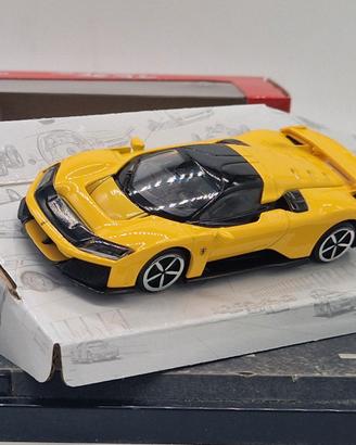 FERRARI F80 colore Giallo - Burago - Scala 1/43
