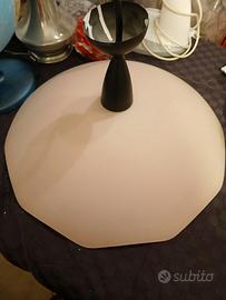 Lampadario  rosa chiaro