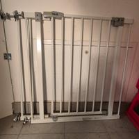 cancello per scale bambini Hauck