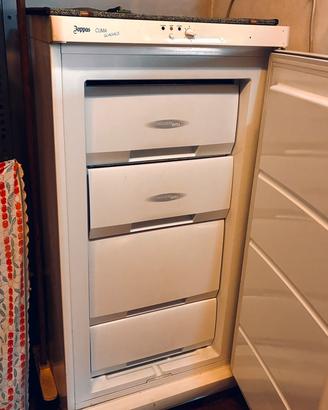Frizer  verticale 4 casetti