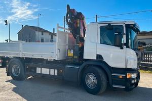 Scania P280 gru PK 12502 con Jib + ribaltabile