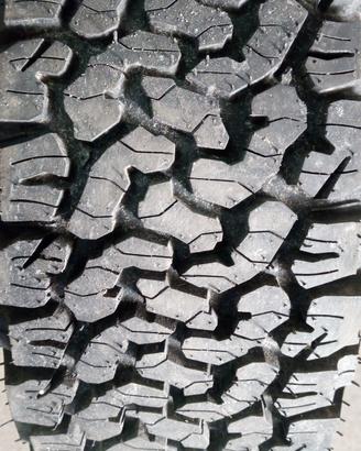 pneumatici 235/60/r16