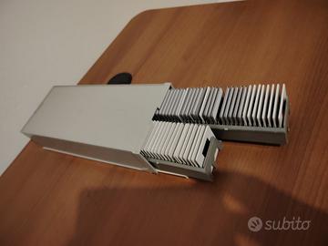 Contenitore diapositive e 2 caricatori universali