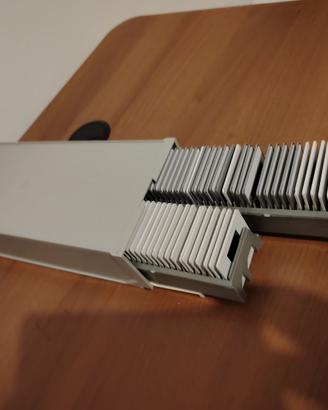 Contenitore diapositive e 2 caricatori universali