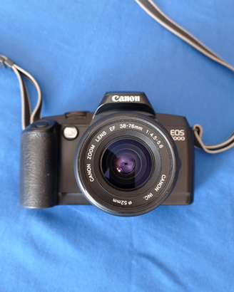 Macchina fotografi videoregistratore a cassetta