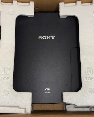 Home cinema: Sony 4K VW260ES + 5.1 + telo 100"