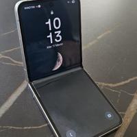 Samsung ZFlip 5 512mb