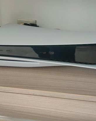 Playstation 5 standard con disco - come nuova!