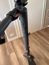 Monopattino Elettrico Segway Ninebot KickScooter