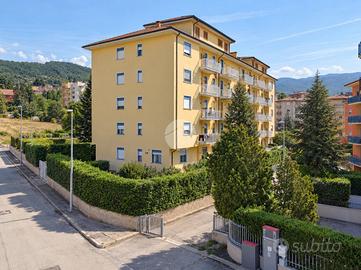 4 LOCALI A L'AQUILA