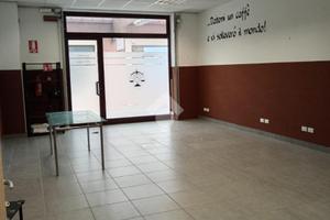 NEGOZIO A SAN FRANCESCO AL CAMPO