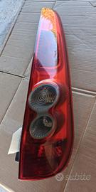 COPPIA FANALI  POSTER DX  E SX  FIESTA MK6 5 PORTE