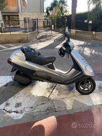 Piaggio HEXAGON GTX 125