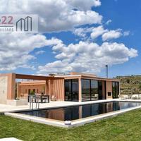 VILLA INDIPENDENTE con VISTA MARE e PISCINA a SFIO