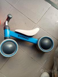 bicicletta triciclo senza pedali