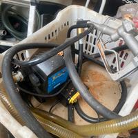 Ombrellone per esterno , pompa per gasolio/ benz .