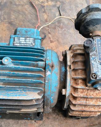 Motore elettrico con variatore 