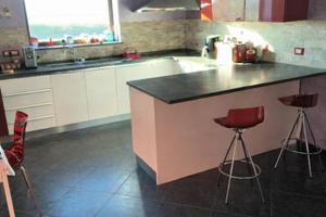 Vacanza a Capaci sul mare - 8 posti letto