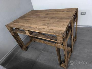 Tavoli Panche e Divanetto