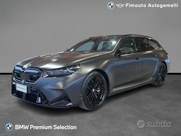 BMW M5 Touring Mdriver Aut. + Freni Carbo