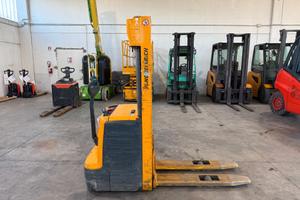 TRANSPALLET A COLONNA STOCCATORE JUNGHEINRICH 12 Q