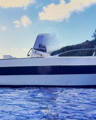 Barca Mano' Marine 22.50 Sport Fish