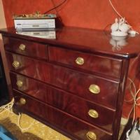 Comò in legno Mogano