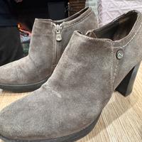 stivaletti con tacco nerogiardini