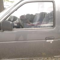 Porta sinistra per Nissan king Cab del 1992