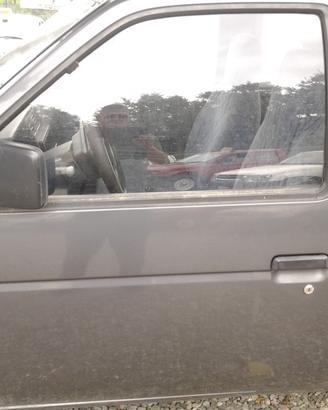 Porta sinistra per Nissan king Cab del 1992
