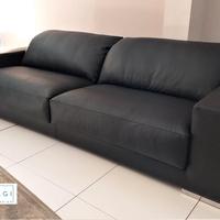 Divano Bucarest in pelle su misura