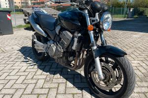 Hornet 900 novembre 2002