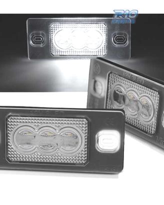LUCI LED TARGA VOLKSWAGEN VW TIGUAN TOUAREG GOLF V