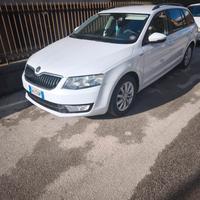 Skoda Octavia 3 Elegance 1.6 TDI Cambio Automatico