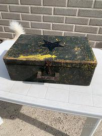 Valigia di legno antica grande da collezione