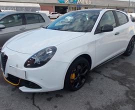 Alfa Romeo Giulietta 1.6 JTDM Carbon Edition Tetto