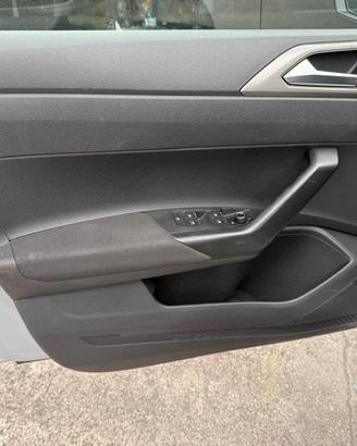 Alzavetro anteriore sx vw polo aw1 2018