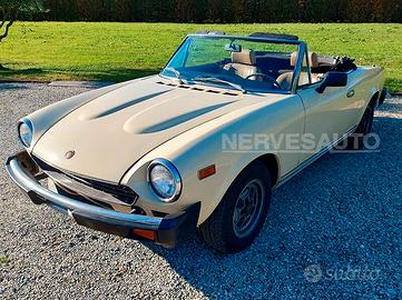 Fiat 124 Spider 2000 i.e. (1980) — Avorio • Intern