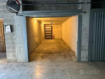Box / Garage di 30 m² a Seriate