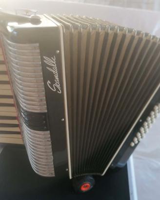 FISARMONICA SCANDALLI 32 BASSI CON CUSTODIA