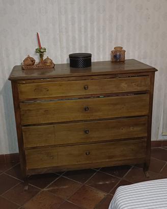 Cassettone d'epoca, in noce
