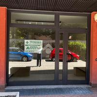 NEGOZIO A SAN VITTORE OLONA