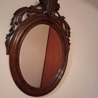 Cornice con specchio