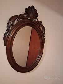 Cornice con specchio