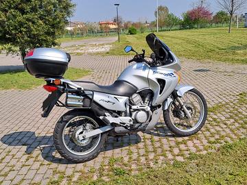 Honda transalp 650 
