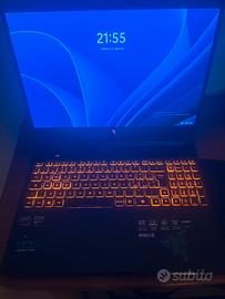 Laptop predator Nitro V16